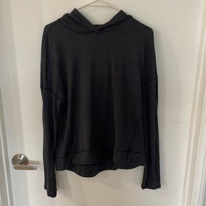 Lululemon textured lightweight pullover